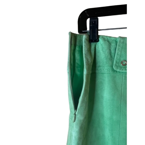 MaxMara Light Green Belt Loops Above Knee Length A-line Skirt Suede Size 10 - Picture 8 of 9